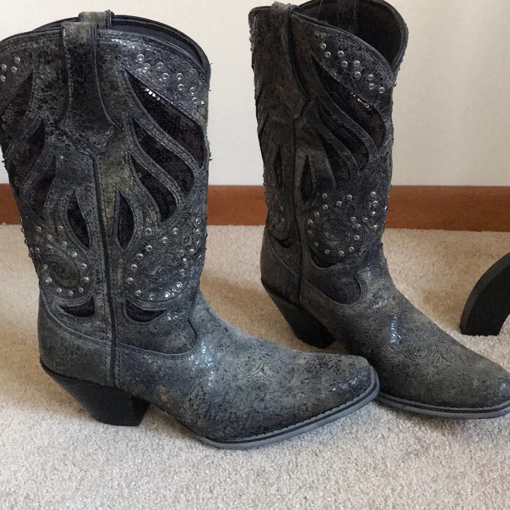Women’s Durango cowgirl boots size 9
